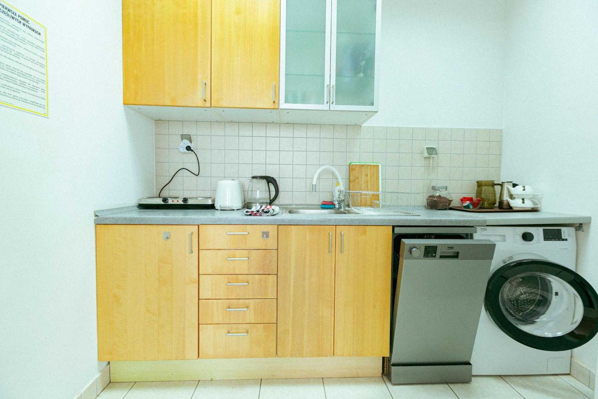 Hostel Metro Kabaty Варшава Екстер'єр фото