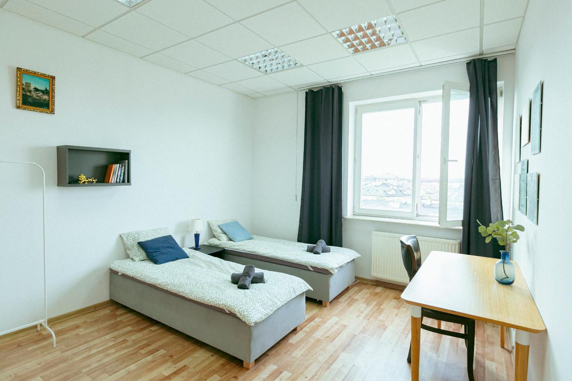 Hostel Metro Kabaty Варшава Екстер'єр фото