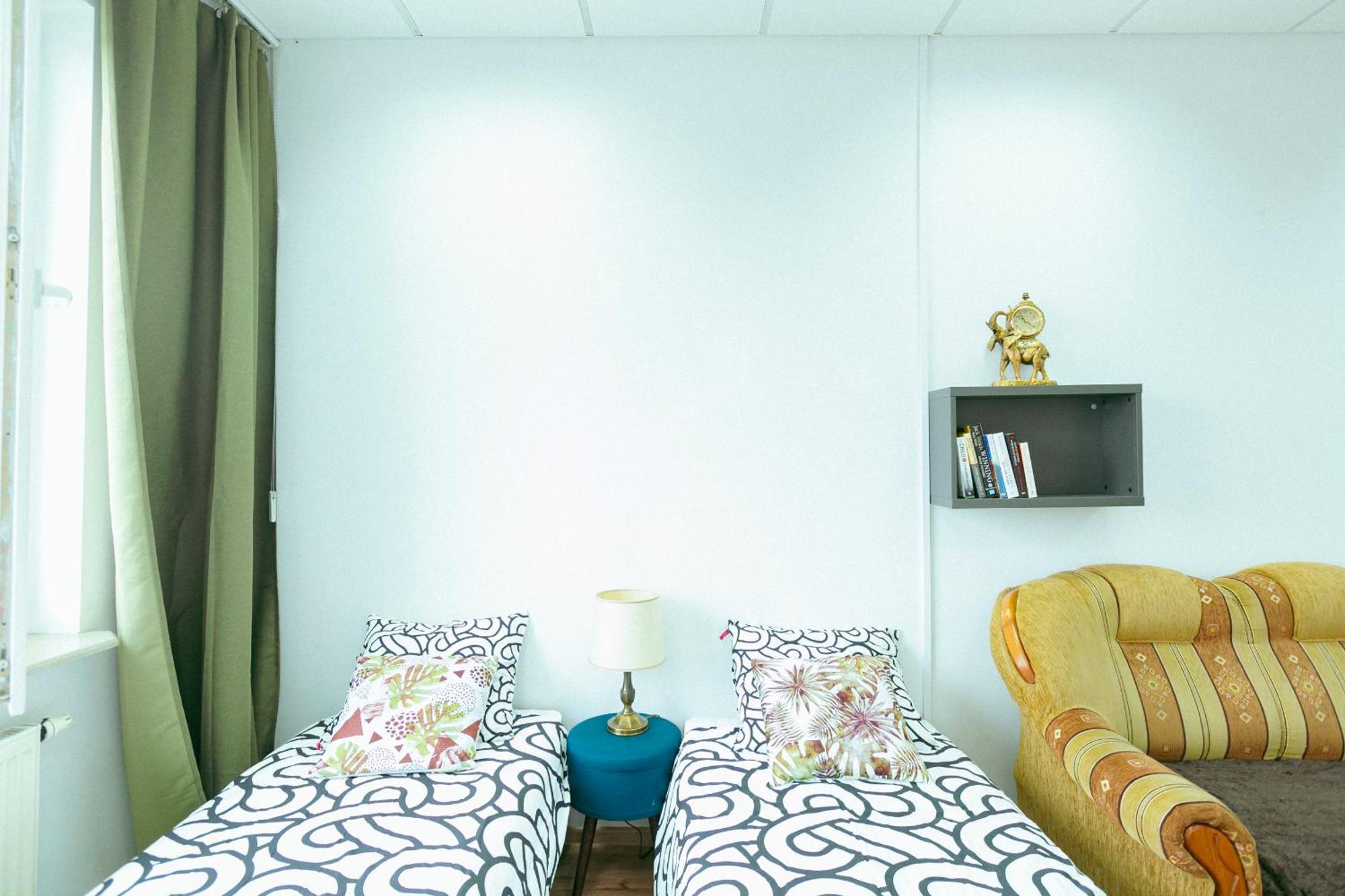 Hostel Metro Kabaty Варшава Екстер'єр фото