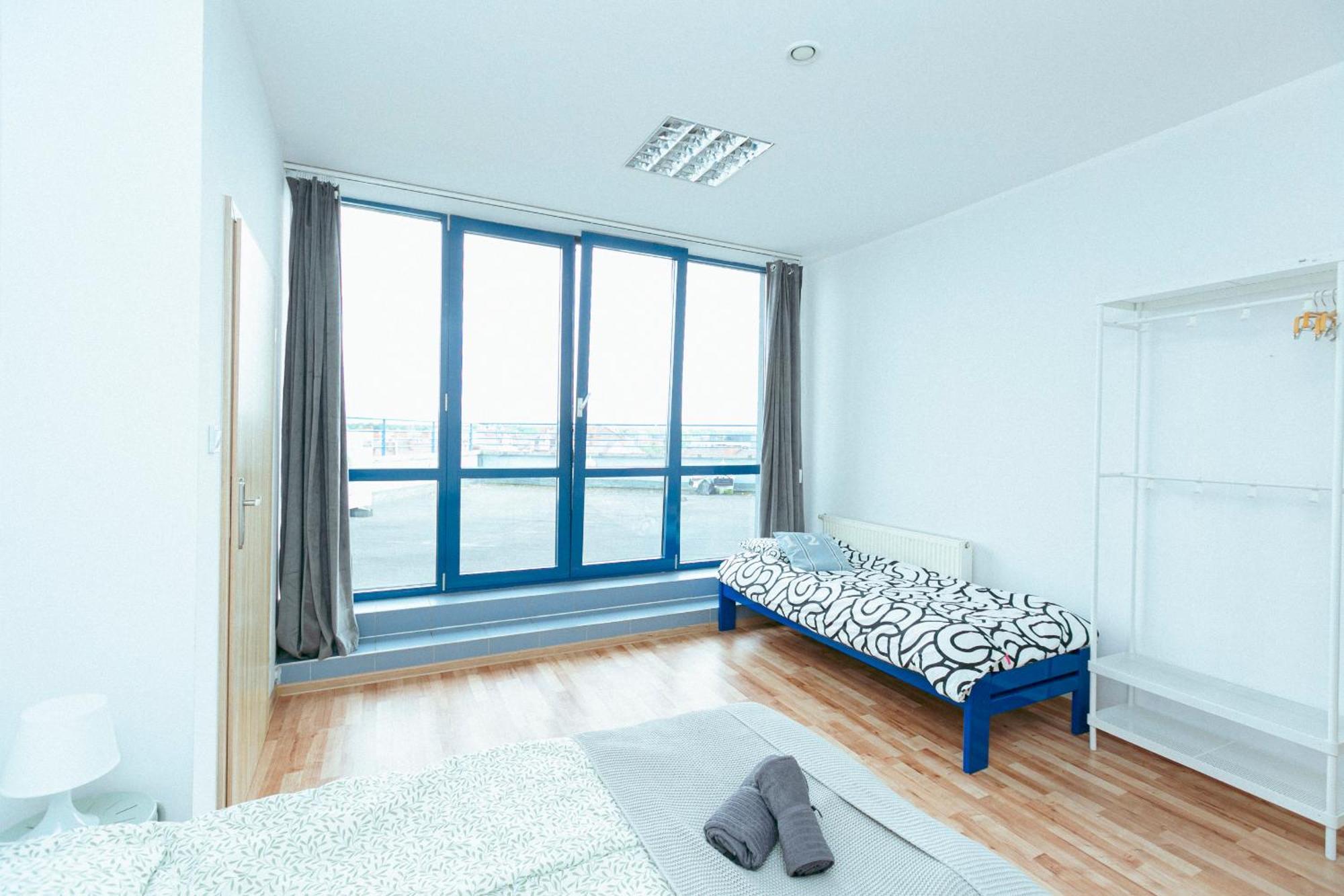 Hostel Metro Kabaty Варшава Екстер'єр фото