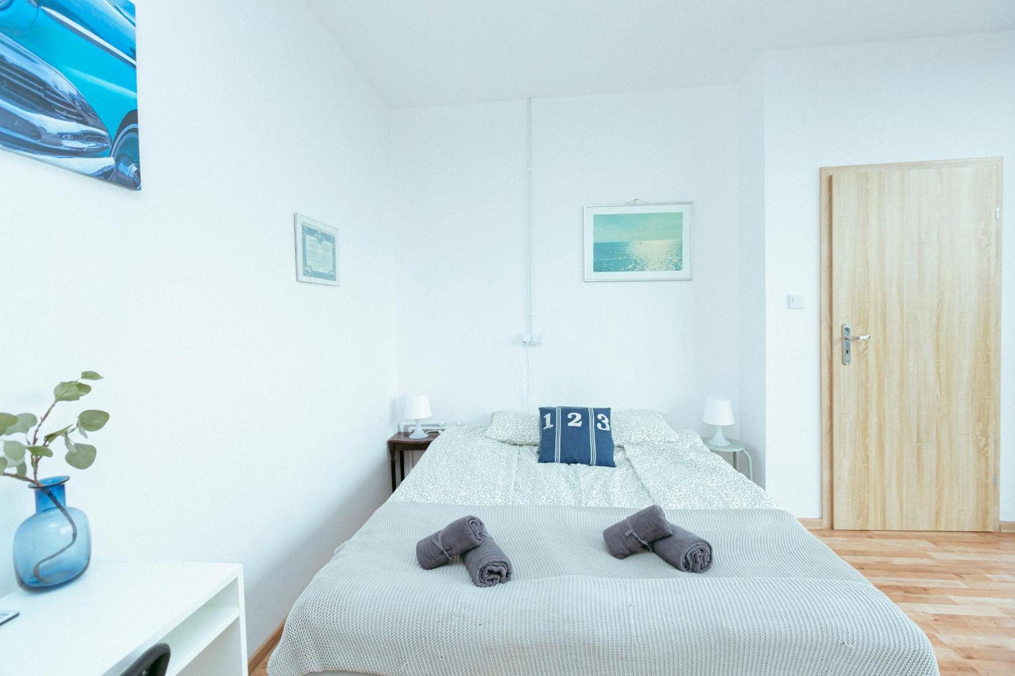 Hostel Metro Kabaty Варшава Екстер'єр фото
